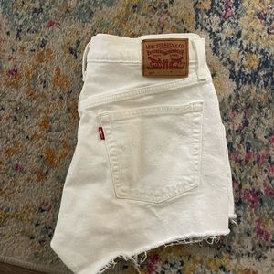 Levi 501 Shorts Size 28
